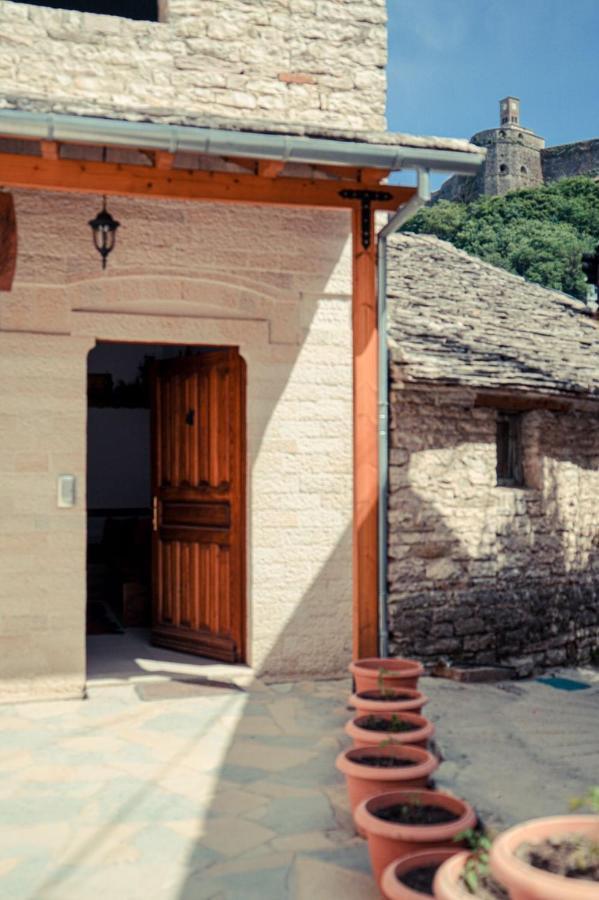 Cico Hostel &Private Room Gjirokastër Exteriör bild