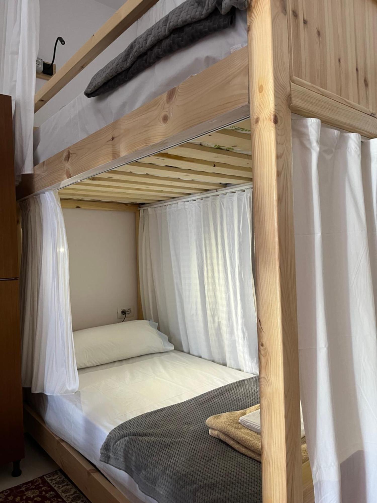 Cico Hostel &Private Room Gjirokastër Exteriör bild